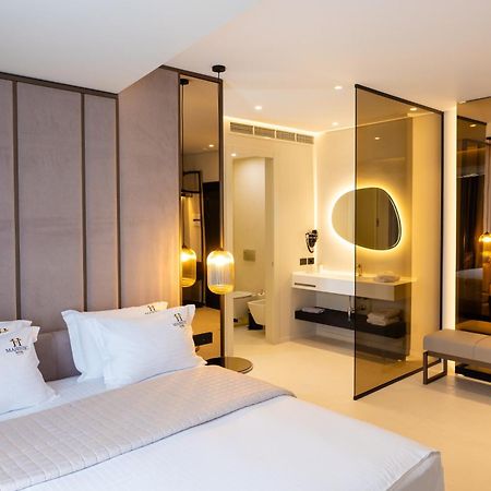 Hotel Majestic Radhime Bagian luar foto