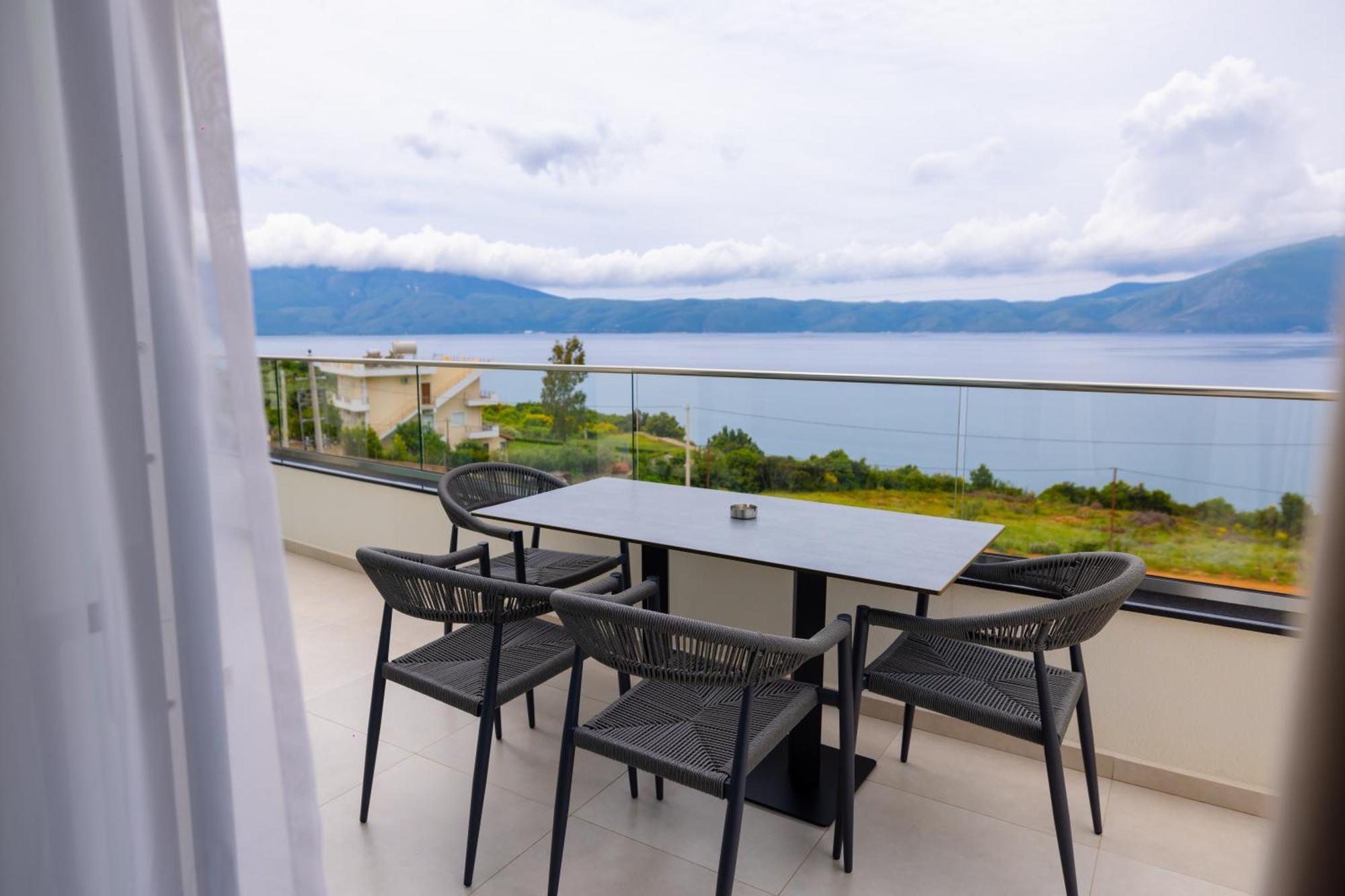 Hotel Majestic Radhime Bagian luar foto